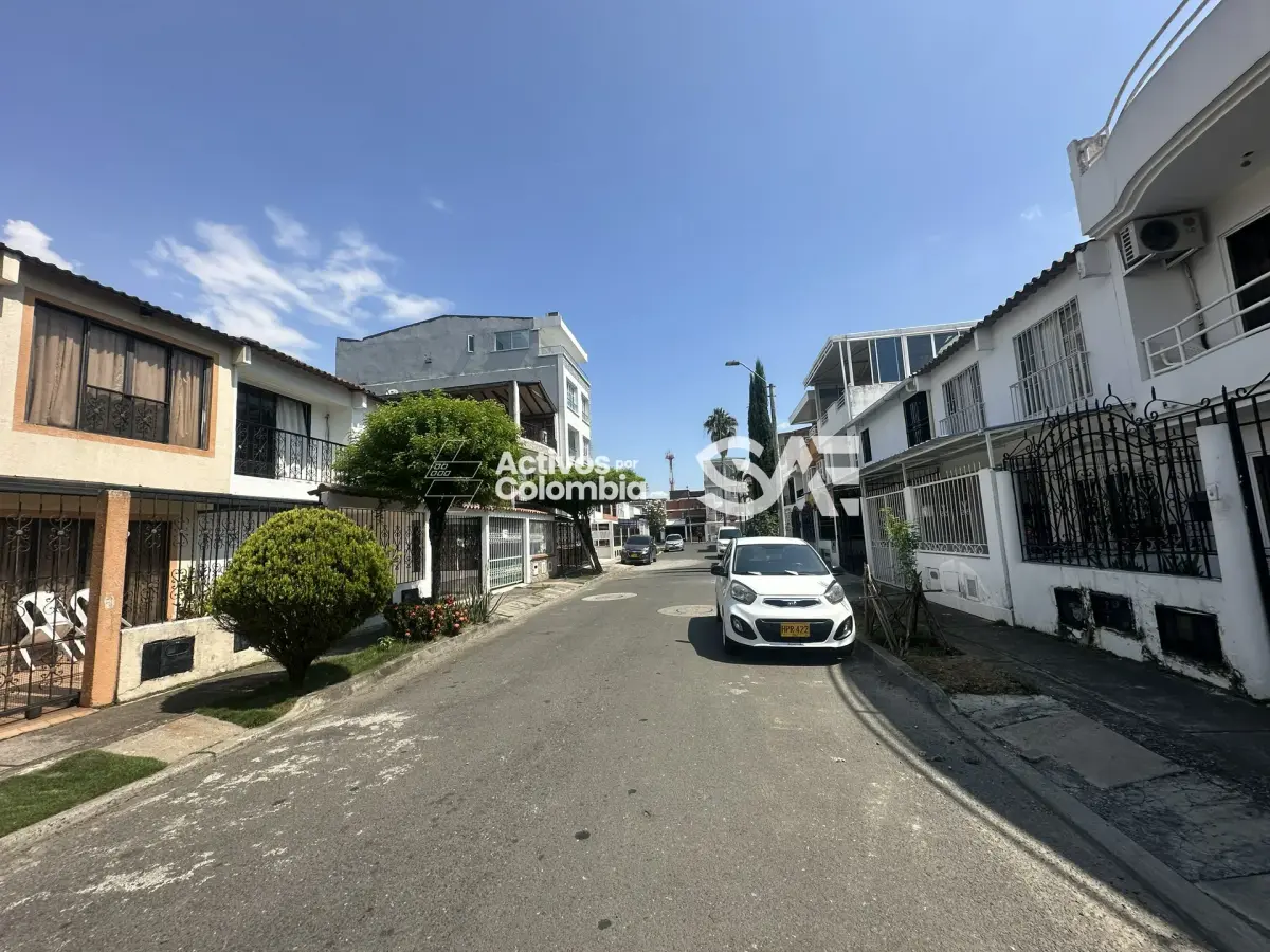 Casa en venta - Cali — imagen 8 de 10