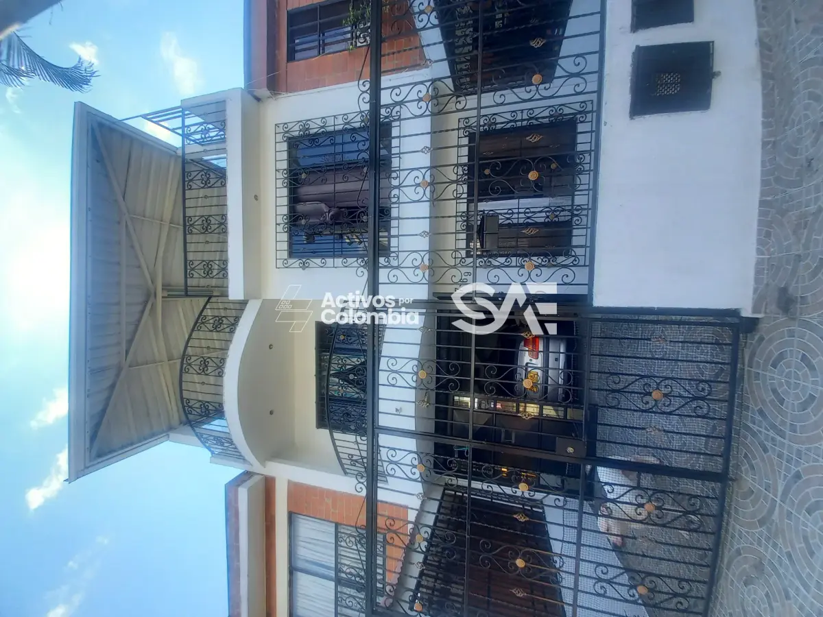 Casa en venta - Cali — imagen 9 de 10