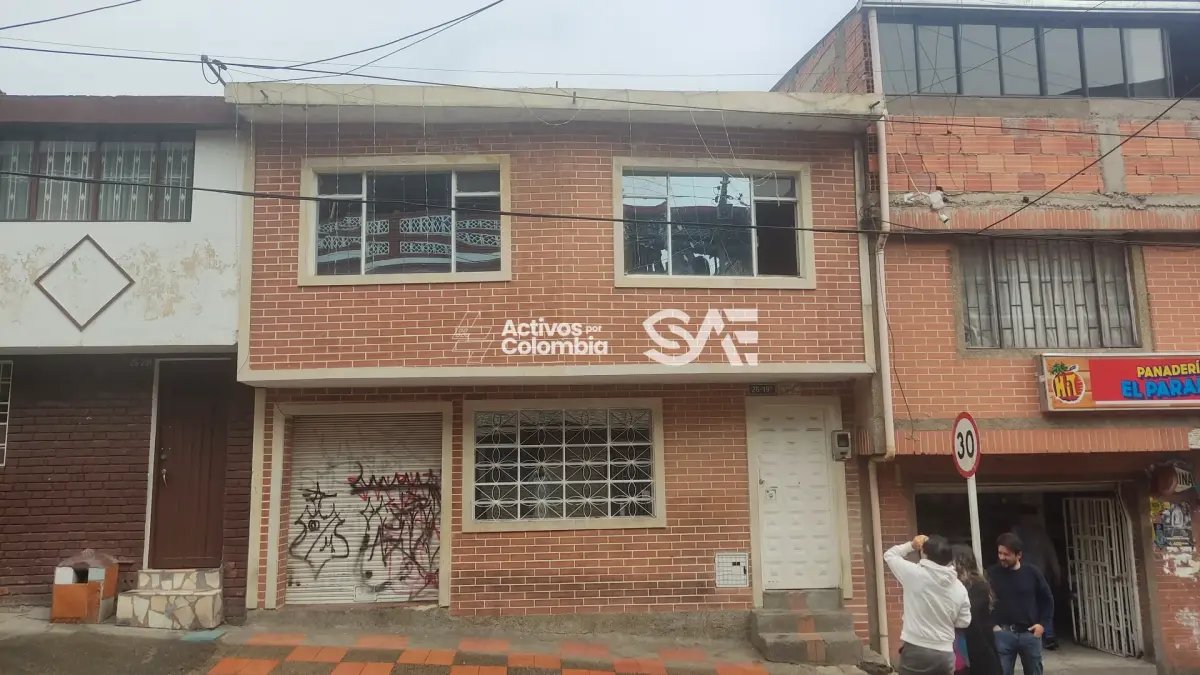 Casa en venta - Bogotá, Cundinamarca — imagen 2 de 6