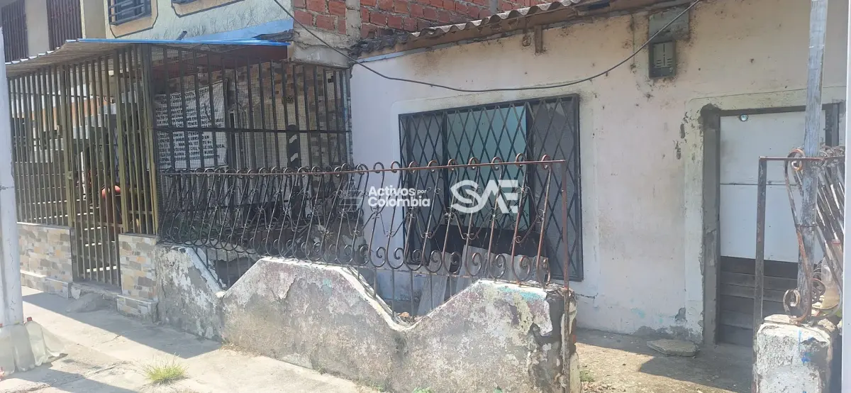 Casa en venta - Cali, Valle Del Cauca — imagen 2 de 4