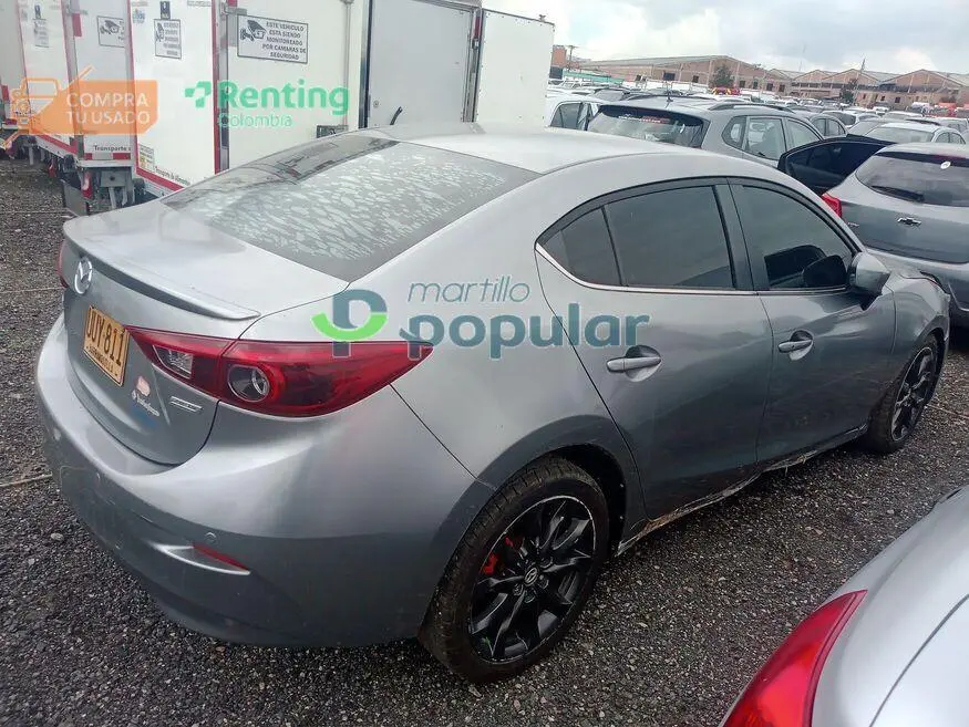 Automóvil Mazda 3 2016 — imagen 6 de 12