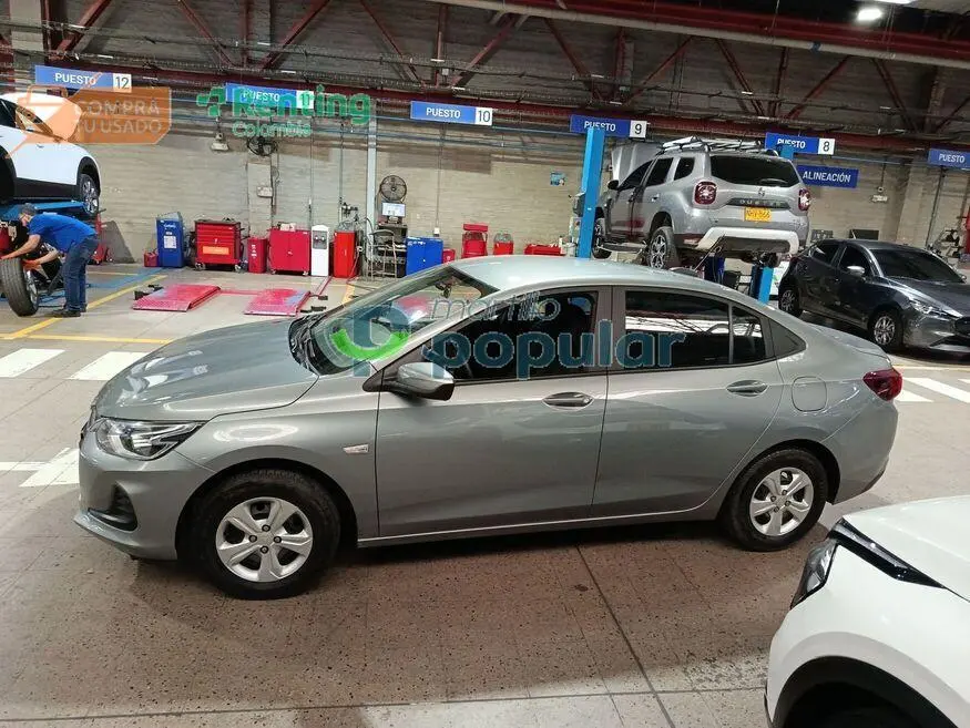 Automóvil Chevrolet Onix 2025 — imagen 4 de 12