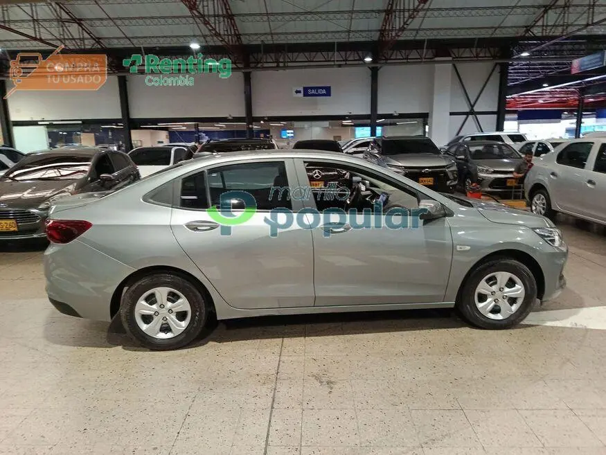 Automóvil Chevrolet Onix 2025 — imagen 5 de 12