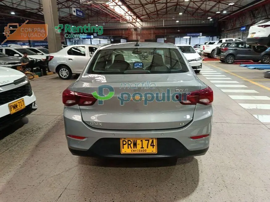 Automóvil Chevrolet Onix 2025 — imagen 10 de 12