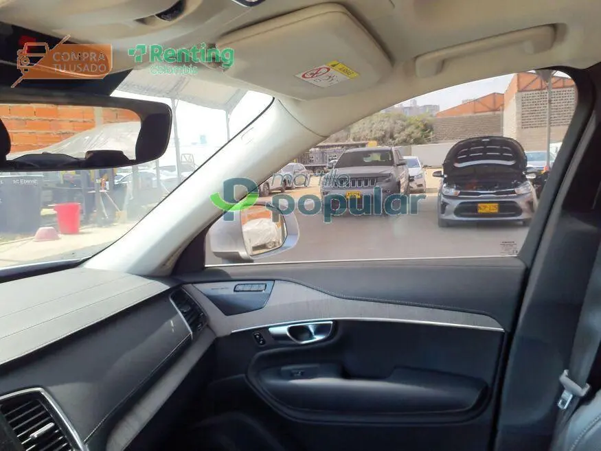 Camioneta Volvo XC90 2022 — imagen 4 de 11
