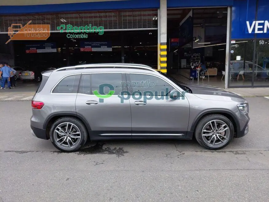Camioneta Mercedes Benz GLB 2023 — imagen 6 de 12
