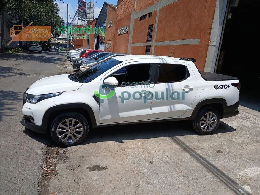 Camioneta RAM 700 2025 — imagen 7 de 12