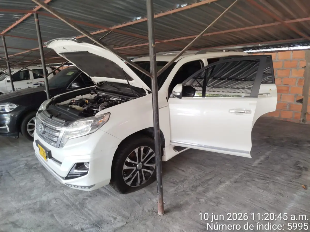 Campero Toyota Prado 2015