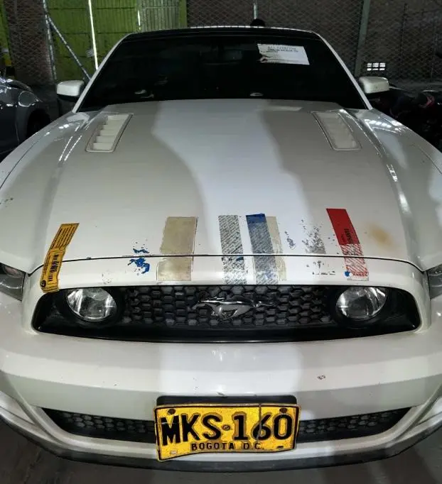 Automóvil Ford MUSTANG GT PREMIUM 2013