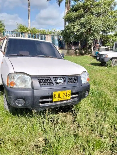 Camioneta Nissan D22/NP 300 2012 — imagen 4 de 4