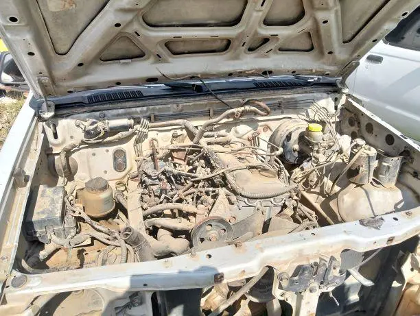 Camioneta Nissan D22/Np300 2013 — imagen 2 de 5