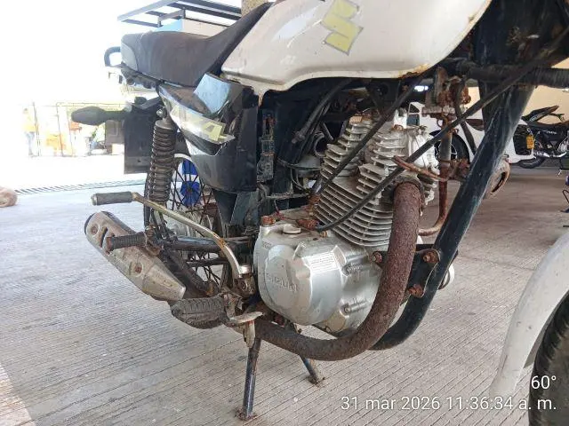 Motocicleta Suzuki AX 4 2017 — imagen 5 de 6