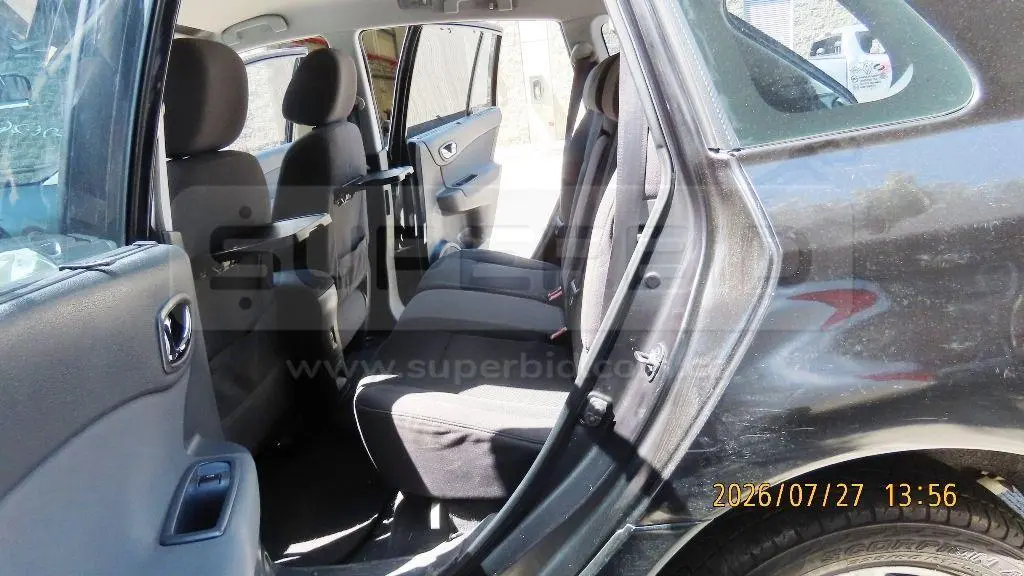 RENAULT KOLEOS DYNAMIQUE PLUS MOD. 2012 RTM VENCIDA PLACA: 6 Ubic.: Guarne(Antioquia) — imagen 3 de 8