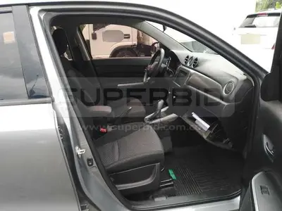 SUZUKI VITARA 2WD AT MOD. 2020, PLACA: 9 Ubic.: Pereira (Risaralda) — imagen 5 de 8