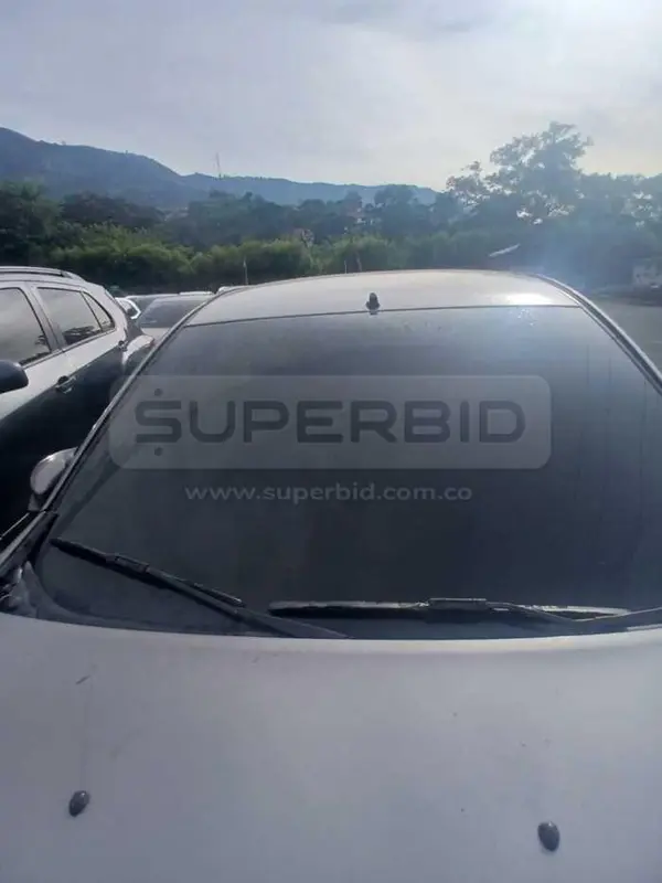 COMBO: REPUESTOS + RENAULT SANDERO MOD. 2021, PLACA: 7 Ubic.: Girardota (Antioquia). — imagen 3 de 8