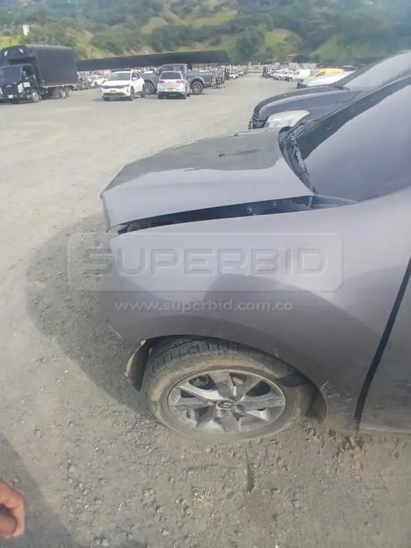 COMBO: REPUESTOS + RENAULT SANDERO MOD. 2021, PLACA: 7 Ubic.: Girardota (Antioquia). — imagen 4 de 8