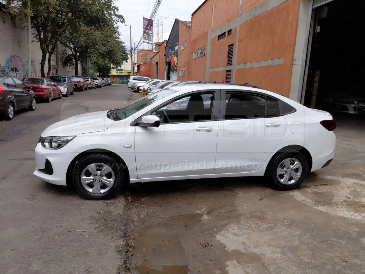 CHEVROLET ONIX NB LT TURBO MT 1000 CC MOD. 2025, PLACA: NPY211 Ubic.: CALDAS — imagen 5 de 8