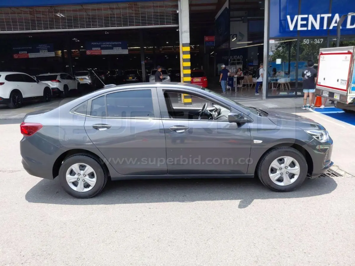 CHEVROLET ONIX NB LT TURBO MT 1000 CC MOD. 2025, PLACA: NZS275 Ubic.: MEDELLIN — imagen 4 de 6