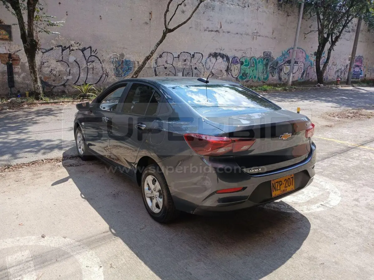 CHEVROLET ONIX NB LT TURBO MT 1000 CC MOD. 2025, PLACA: NZP207 Ubic.: MEDELLIN — imagen 6 de 8