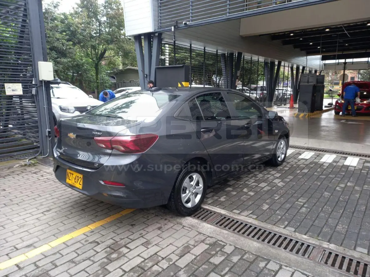 CHEVROLET ONIX NB LT TURBO MT 1000 CC MOD. 2025, PLACA: NZT692 Ubic.: BOGOTÁ — imagen 5 de 8