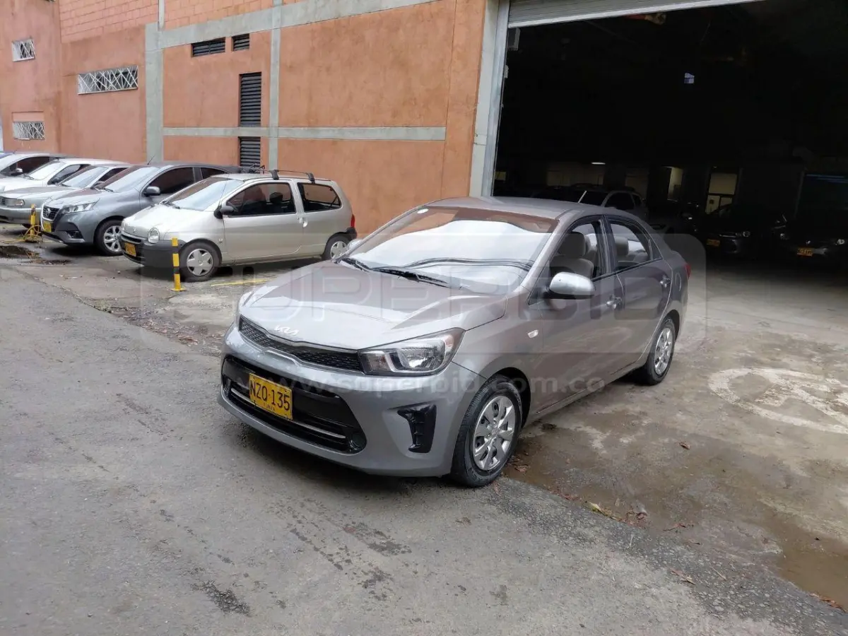 KIA SOLUTO EMOTION MT 1368 CC MOD. 2025, PLACA: NZQ135 Ubic.: MEDELLIN — imagen 4 de 8