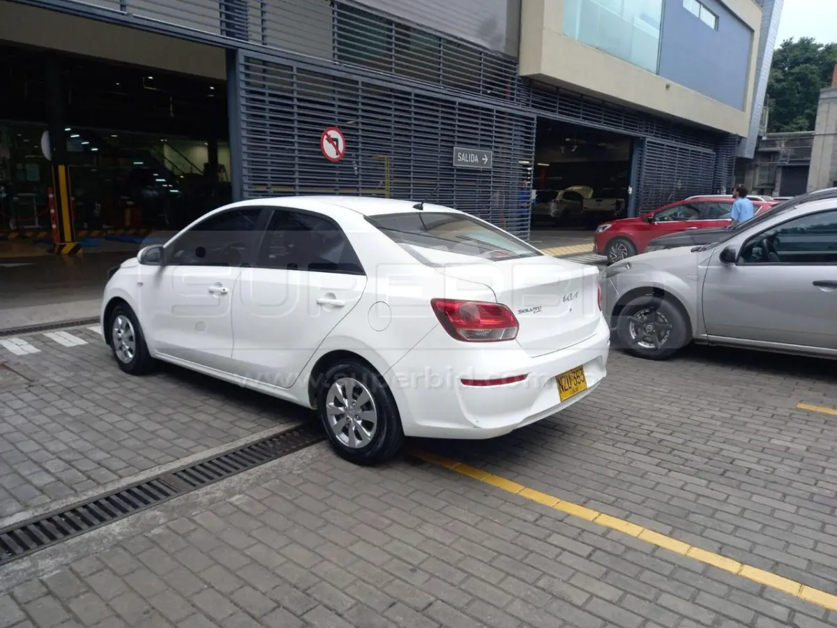 KIA SOLUTO EMOTION AT 1368 CC MOD. 2025, PLACA: NZU353 Ubic.: BOGOTÁ — imagen 4 de 8
