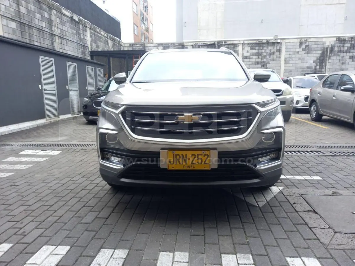 CHEVROLET CAPTIVA LT TURBO AC 1.5 AT 1451 CC MOD. 2020, PLACA: JRN252 Ubic.: BOGOTÁ — imagen 2 de 8