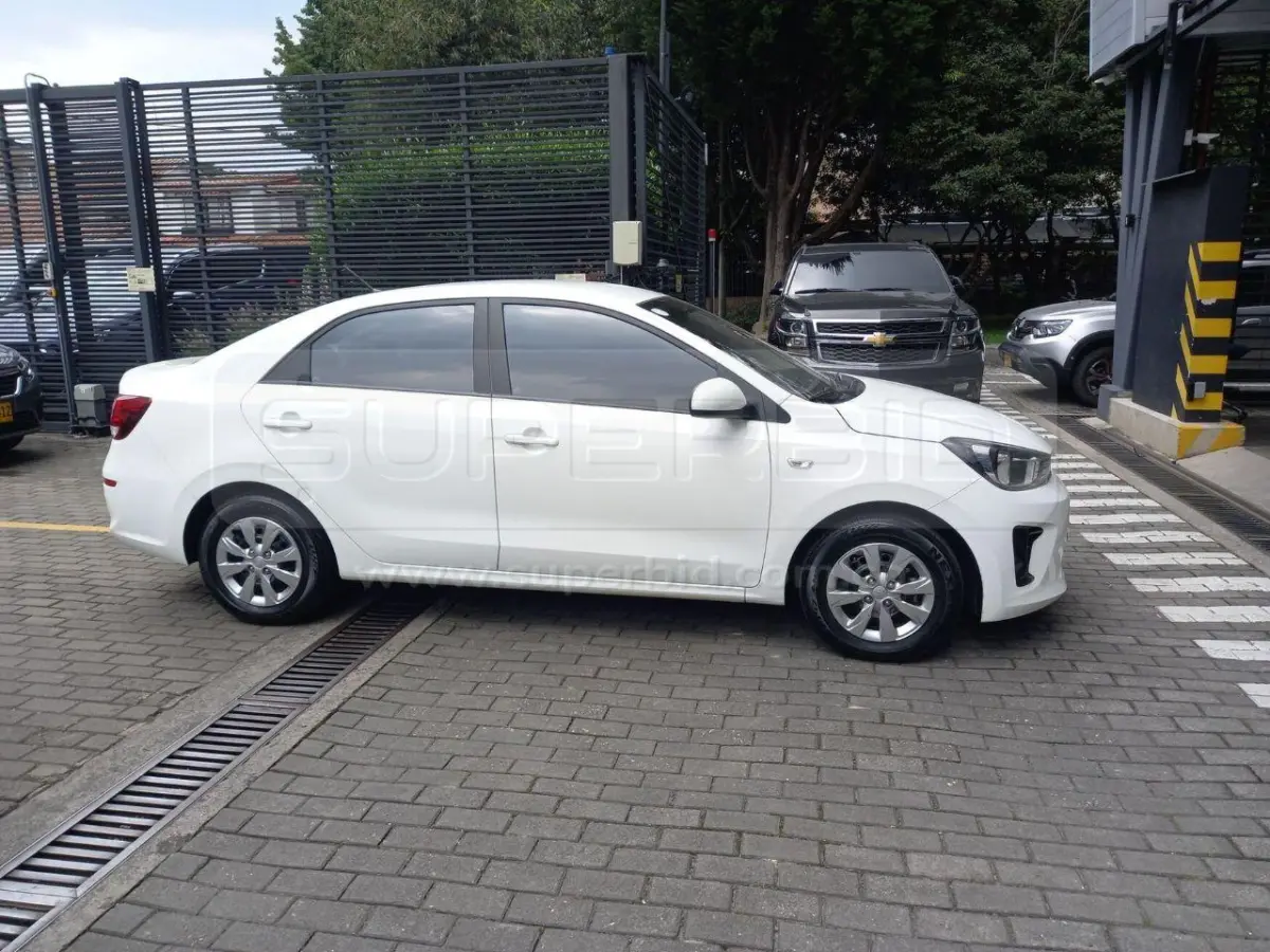KIA SOLUTO EMOTION AT 1368 CC MOD. 2025, PLACA: NZU353 Ubic.: BOGOTÁ — imagen 8 de 8