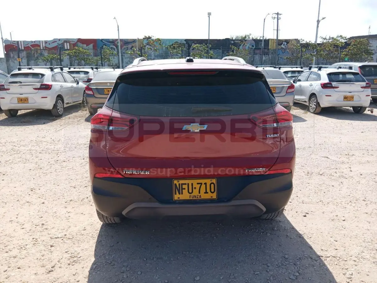 CHEVROLET TRACKER TURBO PREMIER AT 1200 CC MOD. 2023, PLACA: NFU710 Ubic.: CALI — imagen 7 de 8