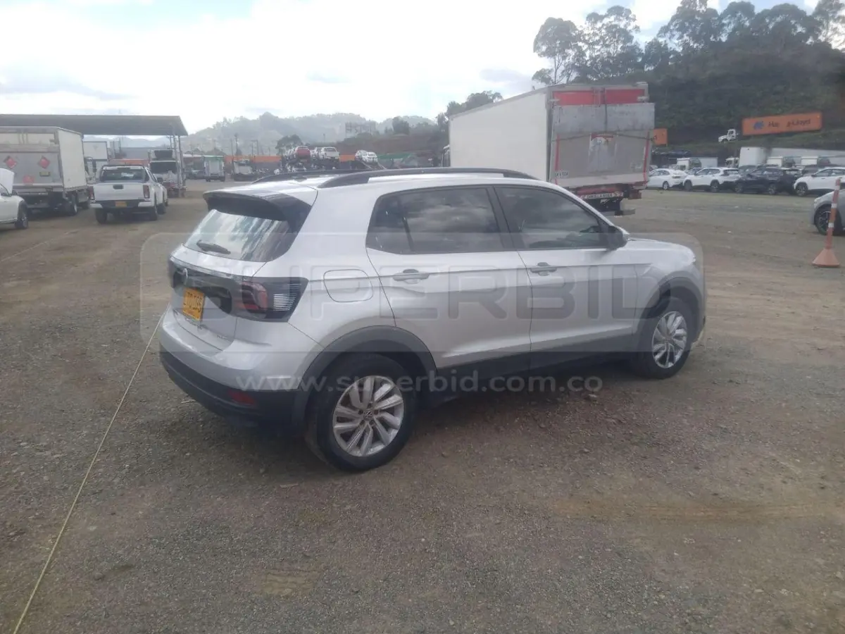 VOLKSWAGEN T-CROSS TRENDLINE SENSE 170 TSI MT 999 CC MOD. 2023, PLACA: LTQ095 Ubic.: CALDAS — imagen 8 de 8