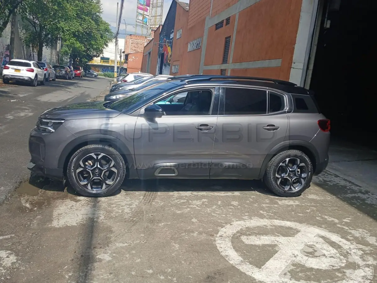 CITROËN C5 AIRCROSS UNIQUE 1,6T 165 6AT 1598 CC MOD. 2023, RP#3 PLACA: LVV087 Ubic.: MEDELLIN — imagen 5 de 8
