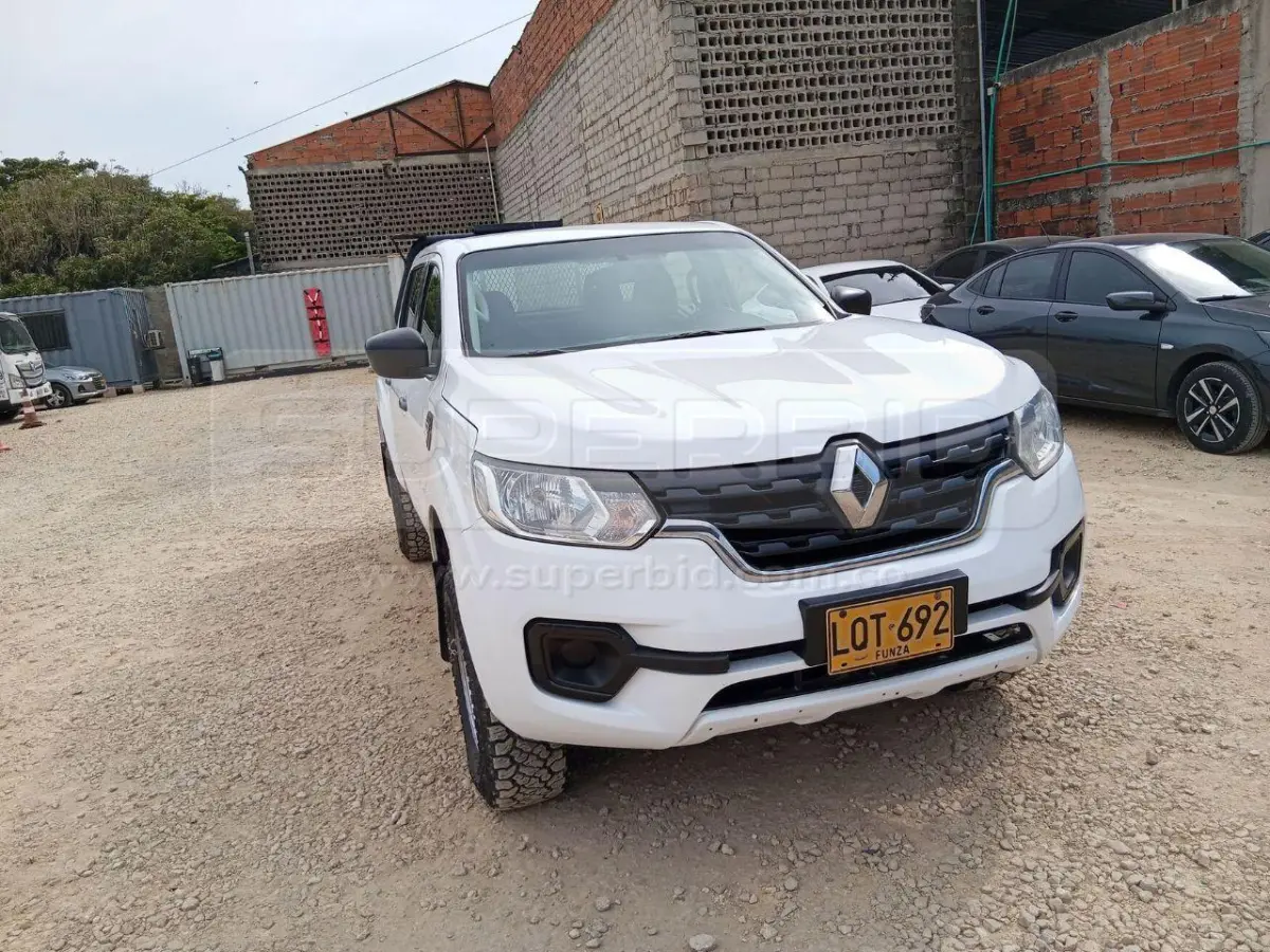 RENAULT ALASKAN CARGO 2488 CC MOD. 2023, PLACA: LQT692 Ubic.: BARRANQUILLA — imagen 3 de 8