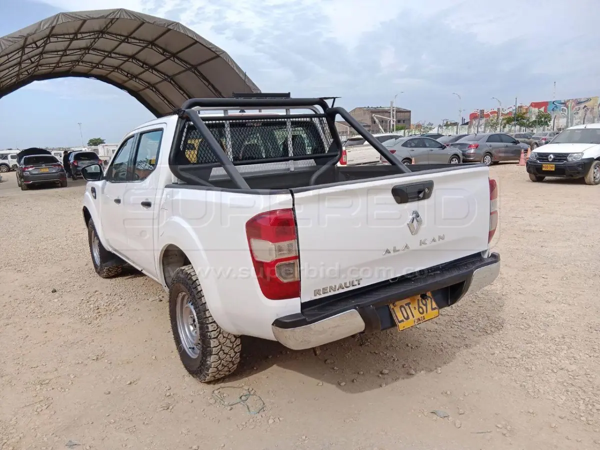 RENAULT ALASKAN CARGO 2488 CC MOD. 2023, PLACA: LQT692 Ubic.: BARRANQUILLA — imagen 6 de 8