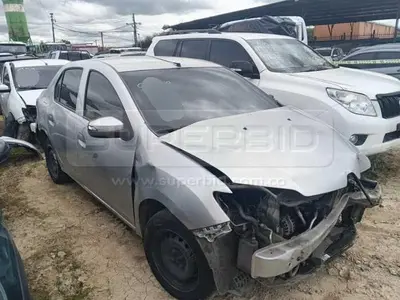 RENAULT LOGAN [2] PRIVILEGE / INTENS TP 1600CC AA 16V 2AB MOD. 2019 PLACA: 0 Ubic.: BOGOTA — imagen 4 de 8