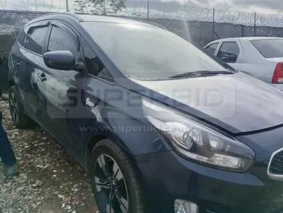KIA CARENS [3] SUV EX MT 2000CC 1AB MOD. 2017, RTM VENCIDA PLACA: 3 Ubic.: BOGOTA