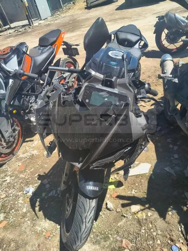 YAMAHA YZF [3] [FL] R15 V4 MT 155CC ABS MOD. 2027 PLACA: 8 Ubic.: BOGOTA