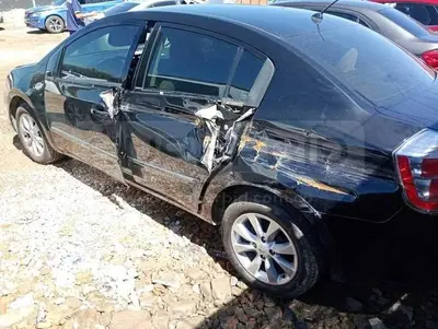 NISSAN SENTRA 2.0 S MT 2000CC 2AB ABS MOD. 2011, RTM VENCIDA PLACA: 0 Ubic.: BOGOTA — imagen 2 de 8