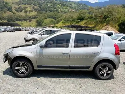 RENAULT SANDERO EXPRESSION MOD. 2014 RP# 1 PLACA: 8 Ubic.: BOGOTA — imagen 8 de 8