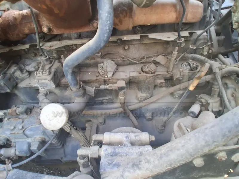 VOLQUETA MACK MT MOD. 2002, RTM VENCIDA, PLACA: SQL170 Ubic.: YUMBO, VALLE DEL CAUCA — imagen 2 de 5