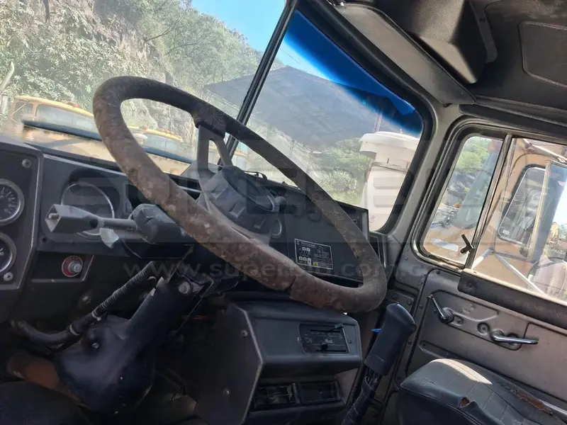VOLQUETA MACK RD 688 MT MOD. 2002, RTM VENCIDA, PLACA: SQL174 Ubic.: YUMBO, VALLE DEL CAUCA — imagen 8 de 8