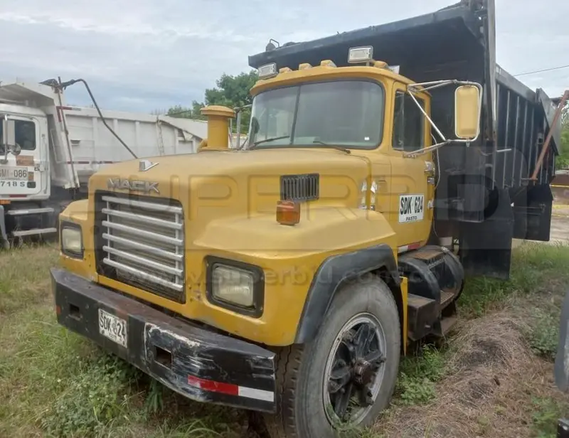 VOLQUETA MACK RD 688 SX MT MOD. 1993, RTM VENCIDA, PLACA: SDK624 Ubic.: AIPE, HUILA