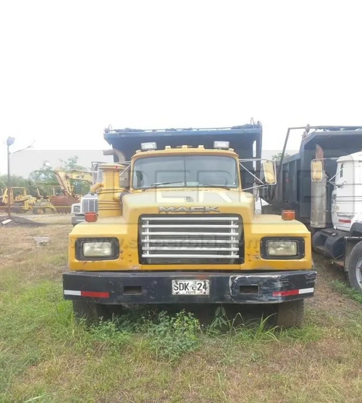 VOLQUETA MACK RD 688 SX MT MOD. 1993, RTM VENCIDA, PLACA: SDK624 Ubic.: AIPE, HUILA — imagen 5 de 6