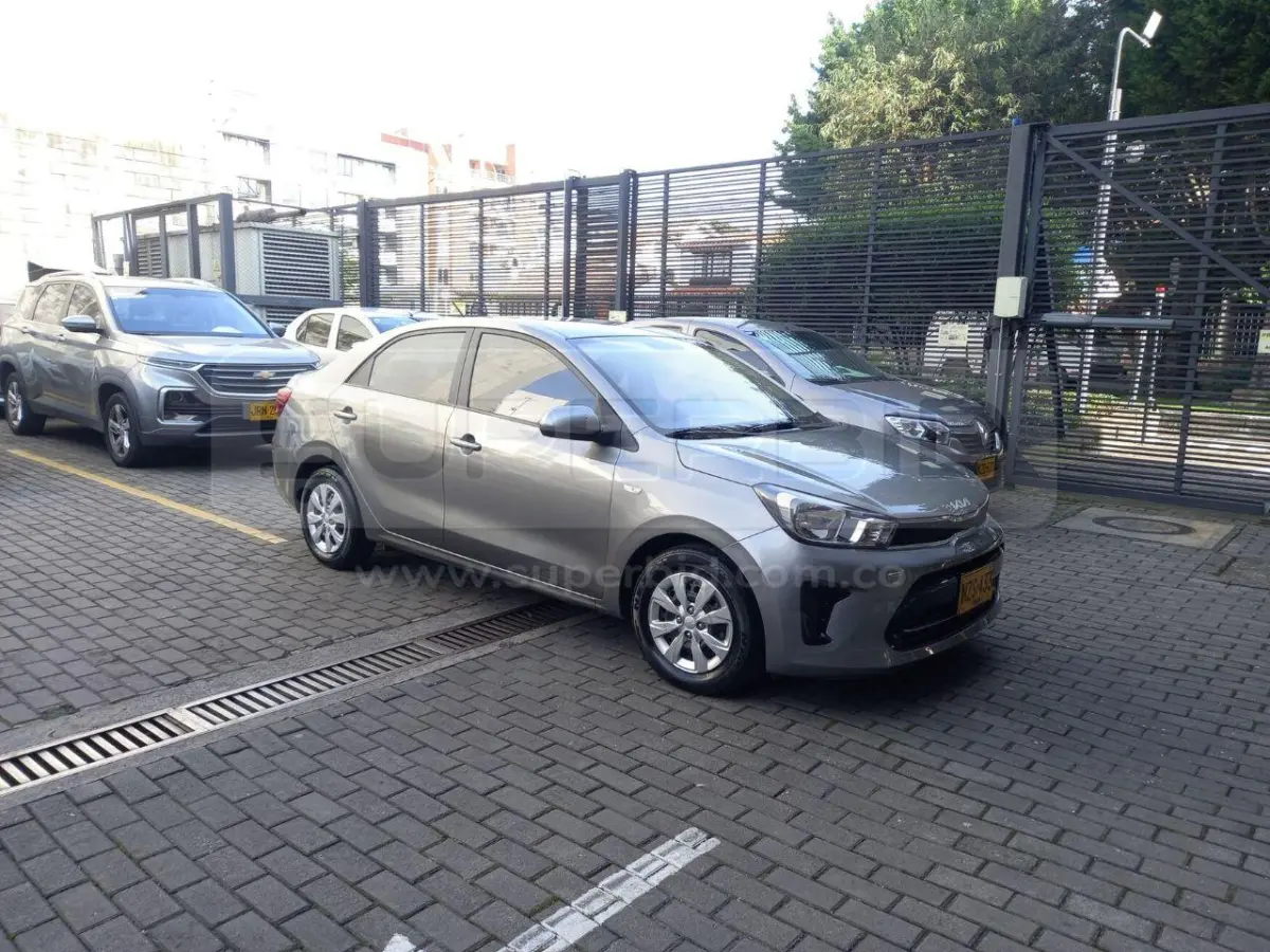 KIA SOLUTO EMOTION MT 1368 CC MOD. 2026, PLACA: NZS433 Ubic.: BOGOTÁ — imagen 7 de 8