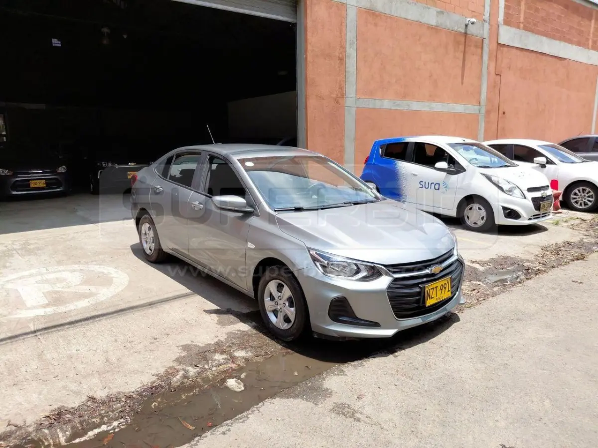 CHEVROLET ONIX NB LT TURBO AT 1000 CC MOD. 2025, PLACA: NZT991 Ubic.: MEDELLIN — imagen 2 de 8