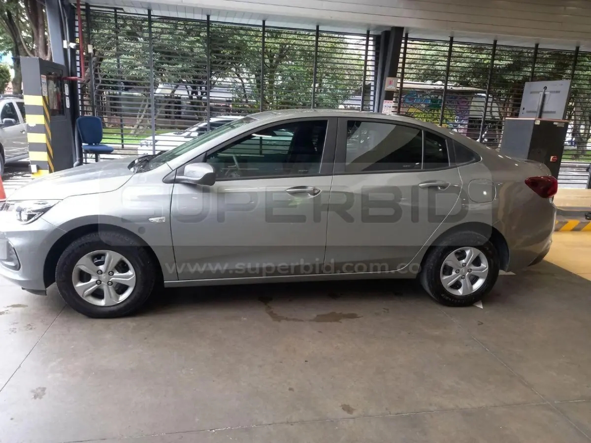 CHEVROLET ONIX NB LT TURBO AT 1000 CC MOD. 2025, PLACA: NZT976 Ubic.: BOGOTÁ — imagen 5 de 8
