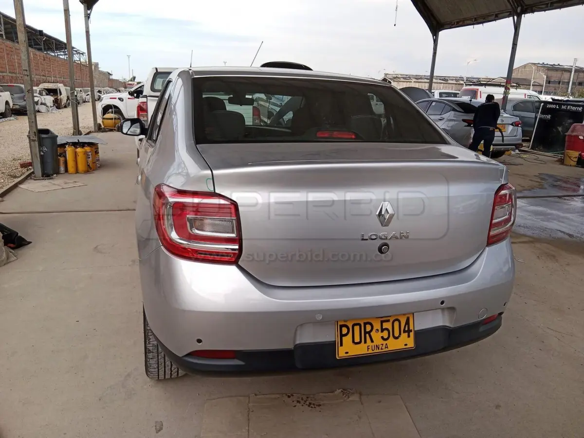 RENAULT LOGAN INTENS CVT PH2 1598 CC MOD. 2026, RP#1 PLACA: POR504 Ubic.: BARRANQUILLA — imagen 7 de 8