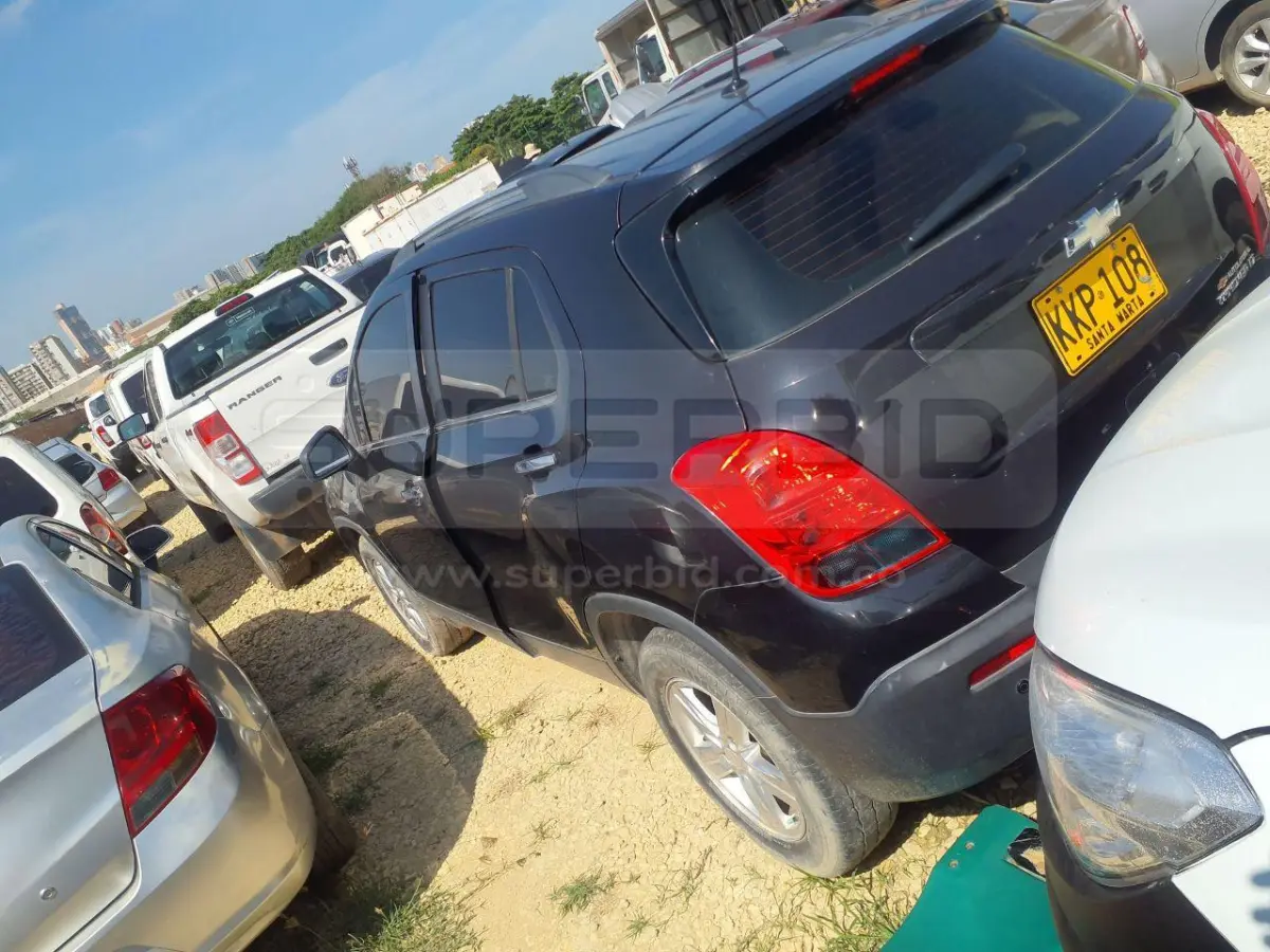 CHEVROLET TRACKER FWD LS MT MCM 1796 CC MOD. 2014, RP#4 PLACA: KKP108 Ubic.: BARRANQUILLA — imagen 5 de 8