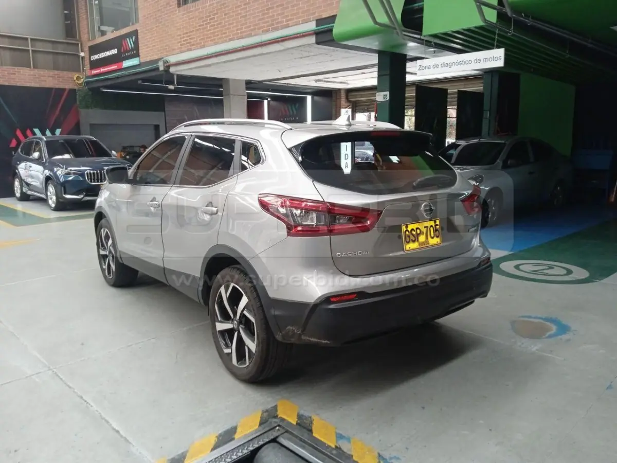 NISSAN NEW QASHQAI EXCLUSIVE CONNECT 2.0L 4WD AUT CVT 1997 CC MOD. 2020, RP#4 PLACA: GSP705 Ubic.: BOGOTÁ — imagen 6 de 8