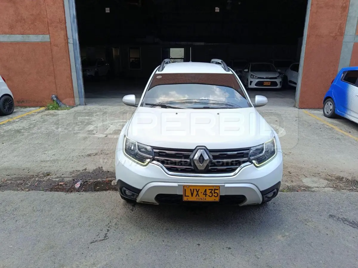 RENAULT DUSTER ICONIC 1.3T 4X4 MT 1300 CC MOD. 2024, PLACA: LVX435 Ubic.: MEDELLIN — imagen 3 de 8