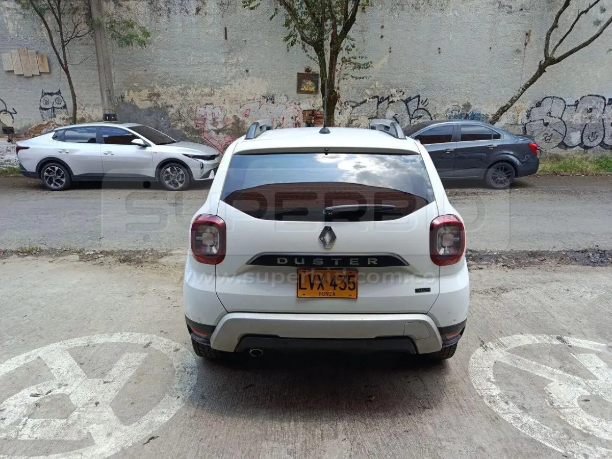 RENAULT DUSTER ICONIC 1.3T 4X4 MT 1300 CC MOD. 2024, PLACA: LVX435 Ubic.: MEDELLIN — imagen 7 de 8